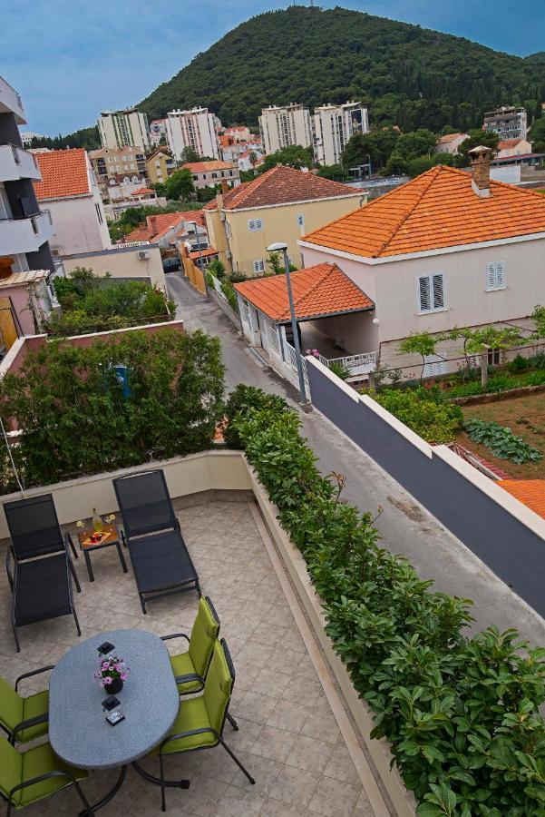 Apartment Michelle Дубровник Екстериор снимка